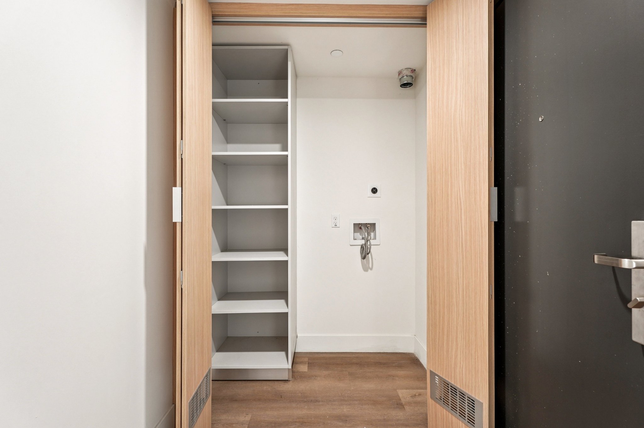 Brand photo 8